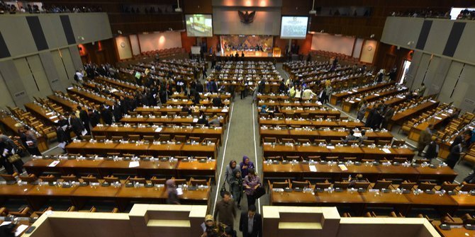 Kurangnya Partisipasi Perempuan Dalam Politik Indonesia